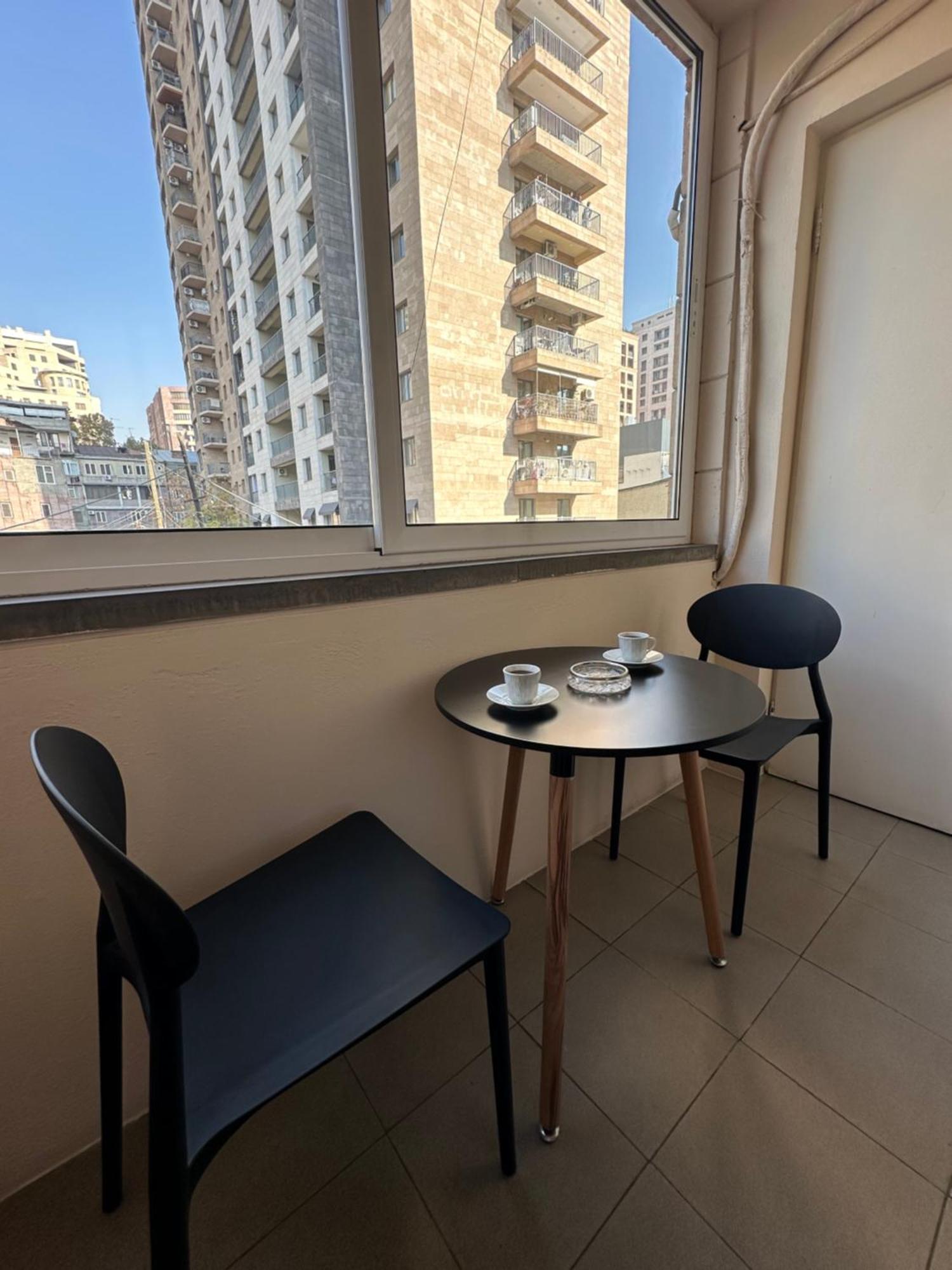 Comfortable Apartment In Center Erevan Exterior foto