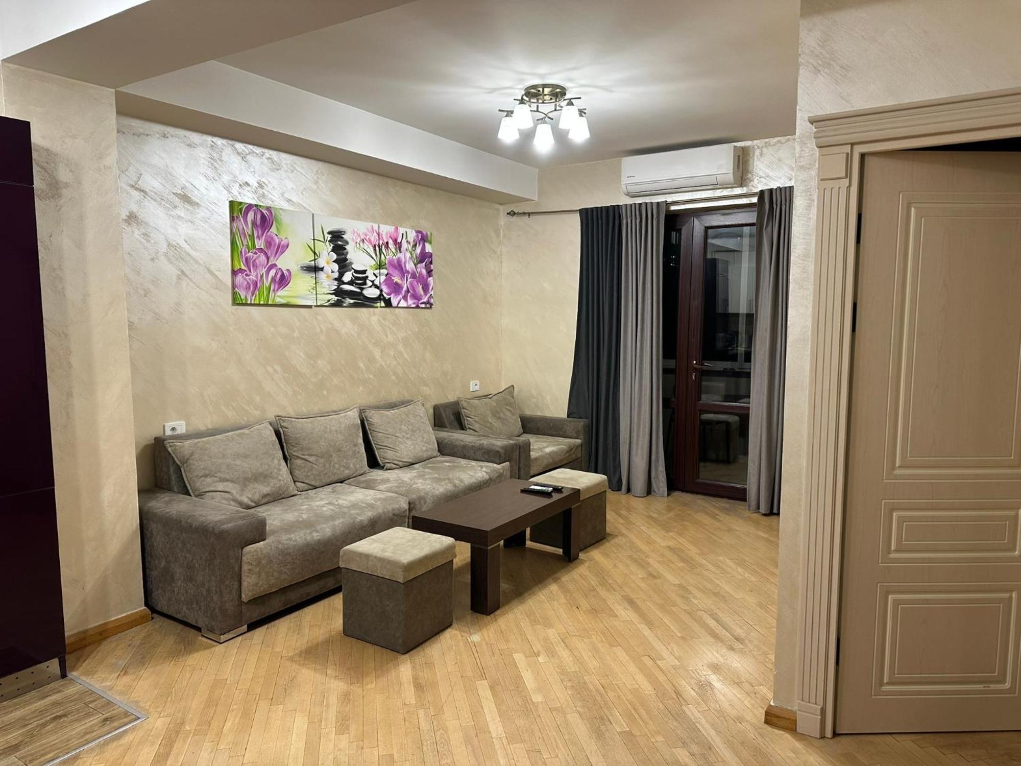 Comfortable Apartment In Center Erevan Exterior foto