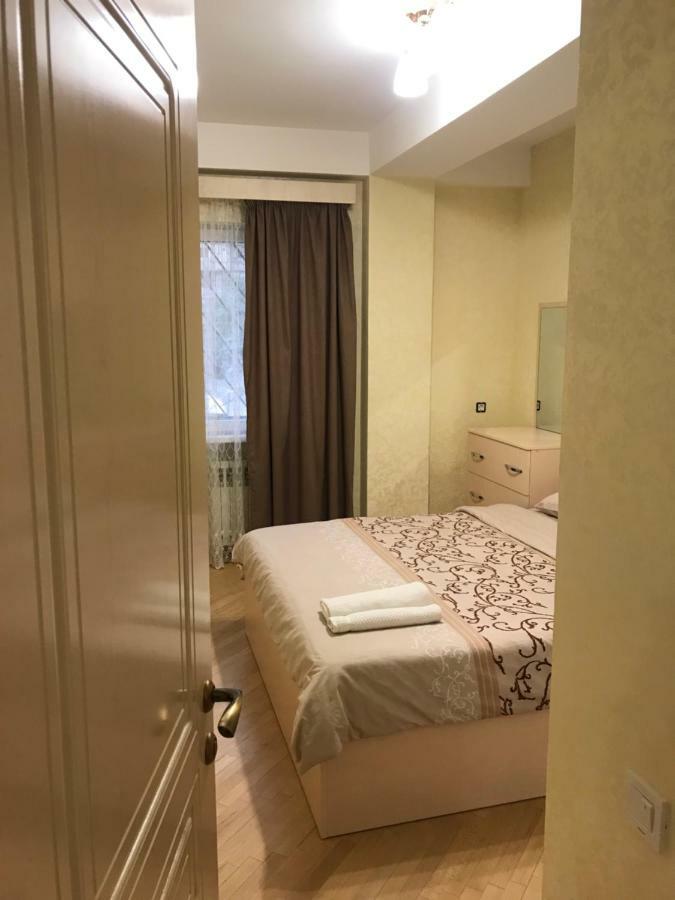 Comfortable Apartment In Center Erevan Exterior foto